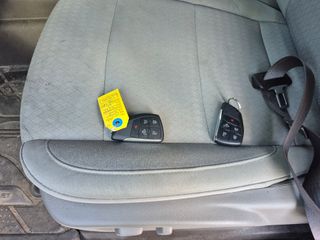 2022 Chevrolet Silverado 1500 LT - Interior Steering Wheel With Keys Image